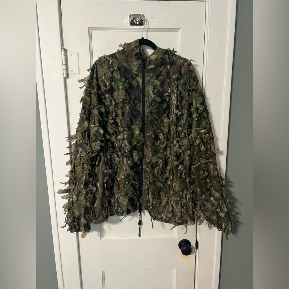 Men’s red head brand leafy suit set